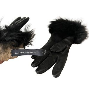 Banana Republic Leather & Lambswool Black Fur-Trimmed Gloves M